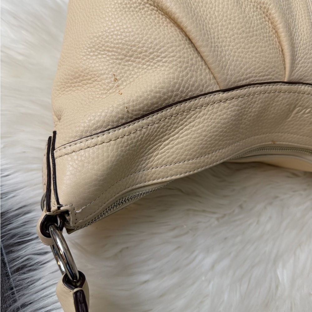 Coach Cream Leather Hobo Bag# F13731 - Picture 9 of 14